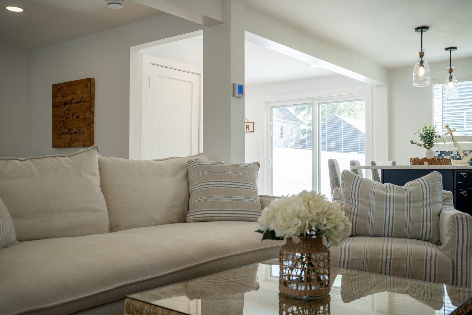 Living room opening to the kitchen